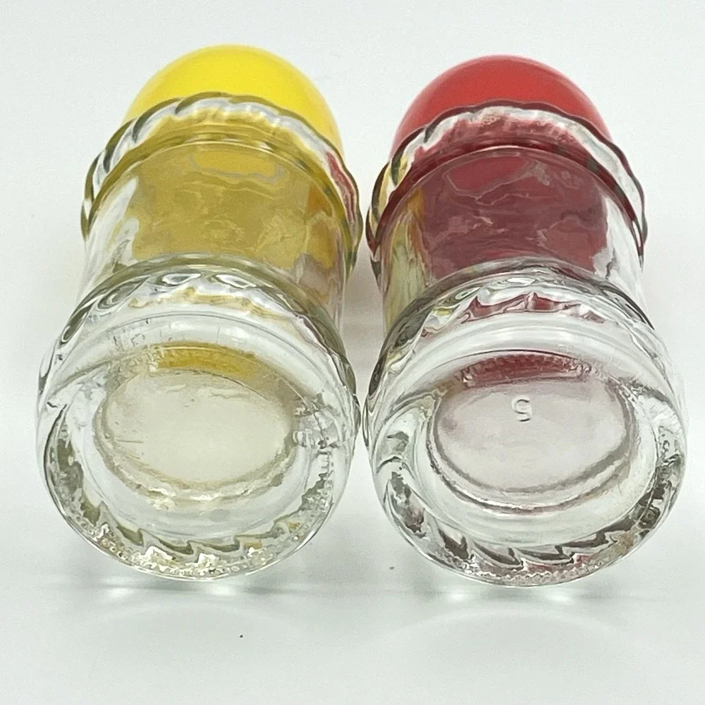1960's Glass Salt & Pepper Shakers‎ Red & Yellow Plastic Tops 4